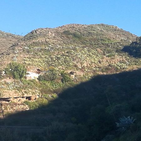 Los Andenes Cave Coruna Luaran gambar